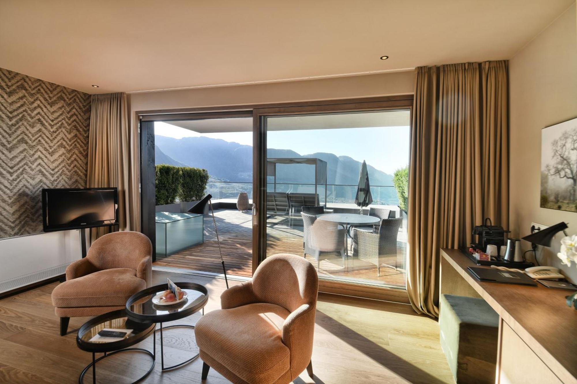 Hotel Patrizia 티롤로 외부 사진